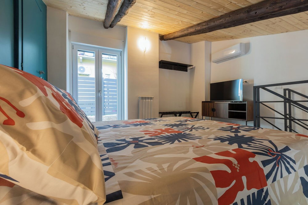 Corso Sicilia Design Home By Wonderful Italy