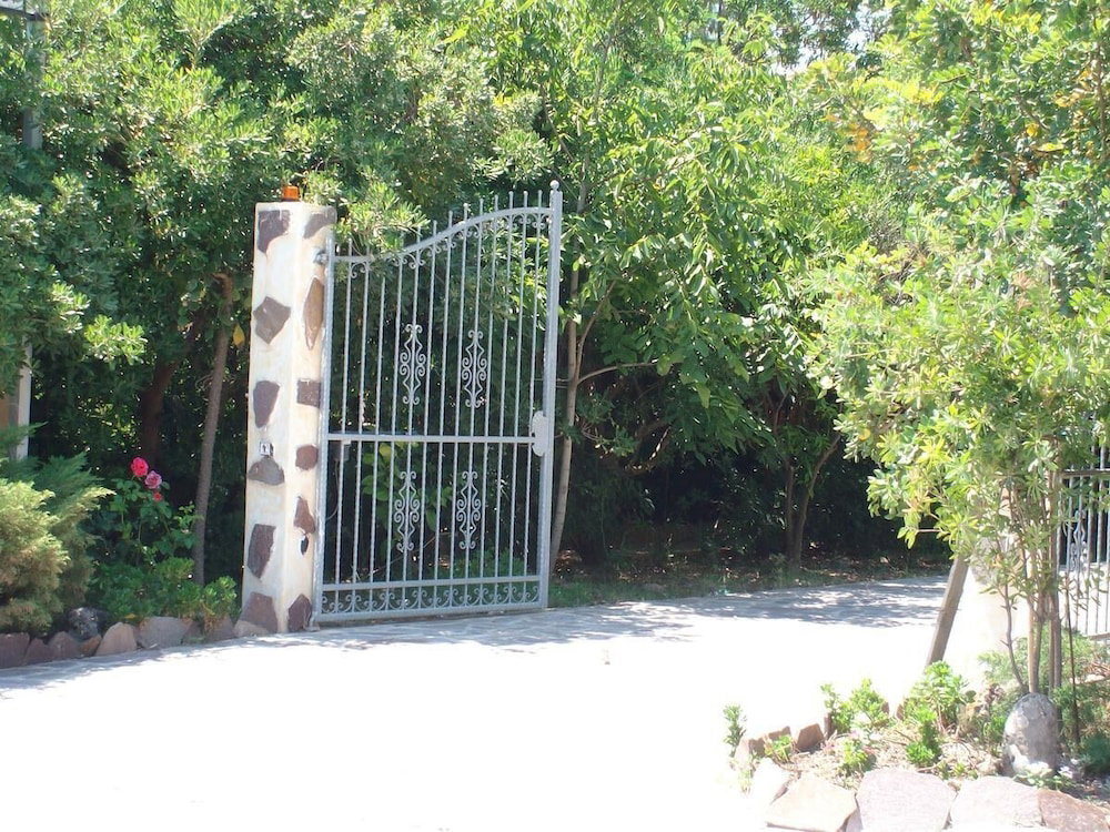 Hotel Sa Domu Sarda