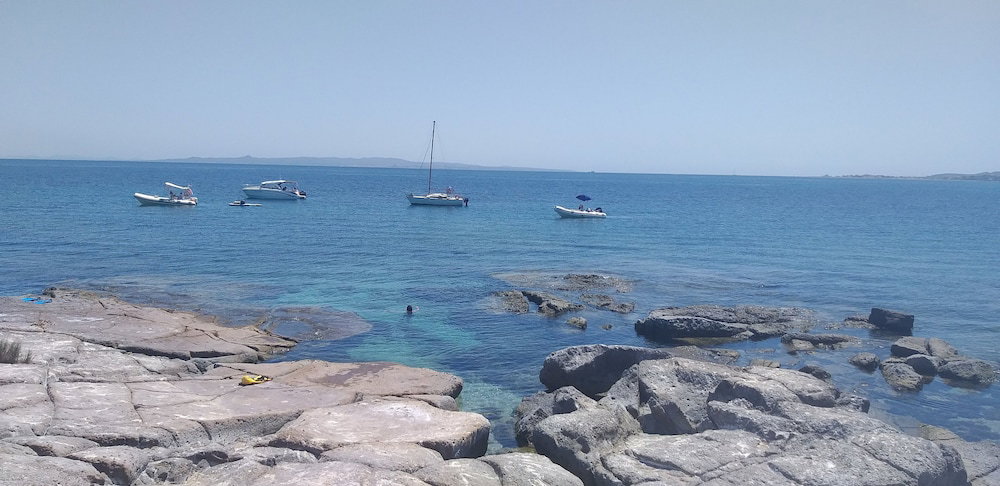 Hotel Charming 1-Bed Apartment In Iglesias Sardinia