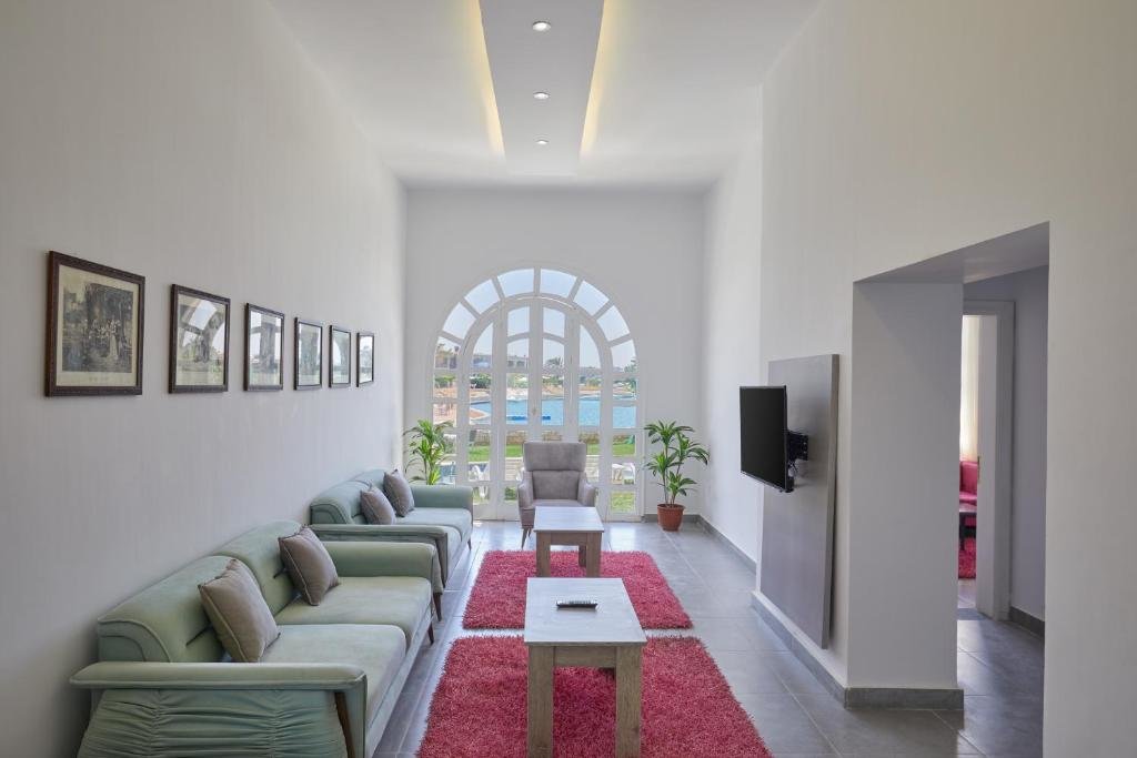 Hotel Le Royal Marina Hotel