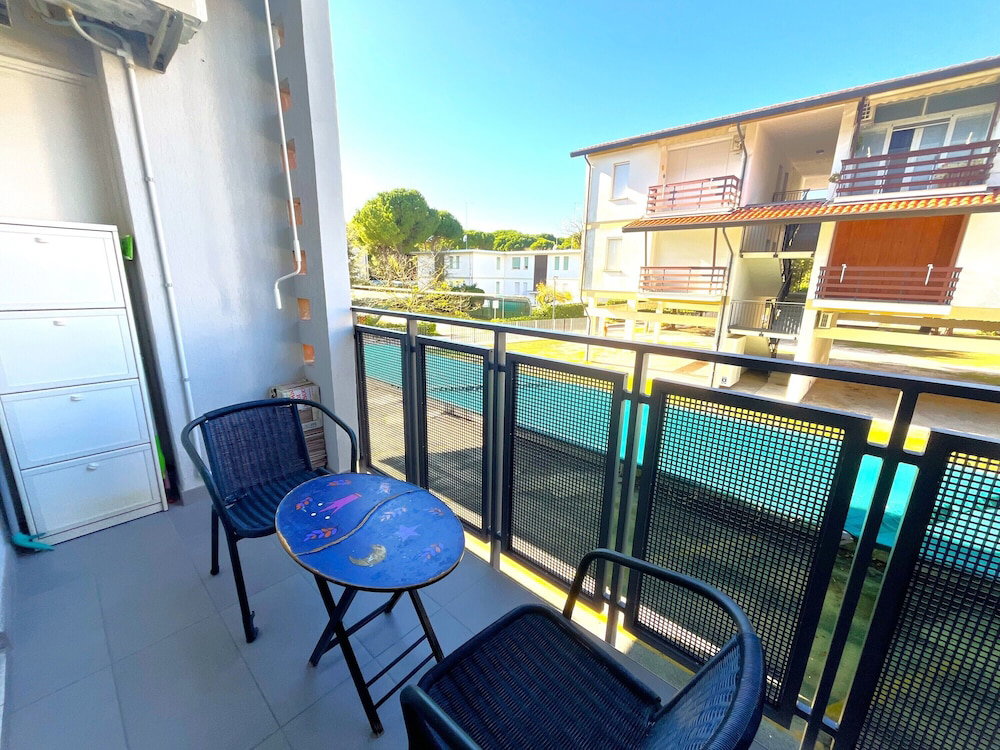 Hotel Charming Family Flat Near The Beach