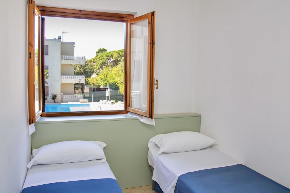 Hotel Residence With Pool In Alghero