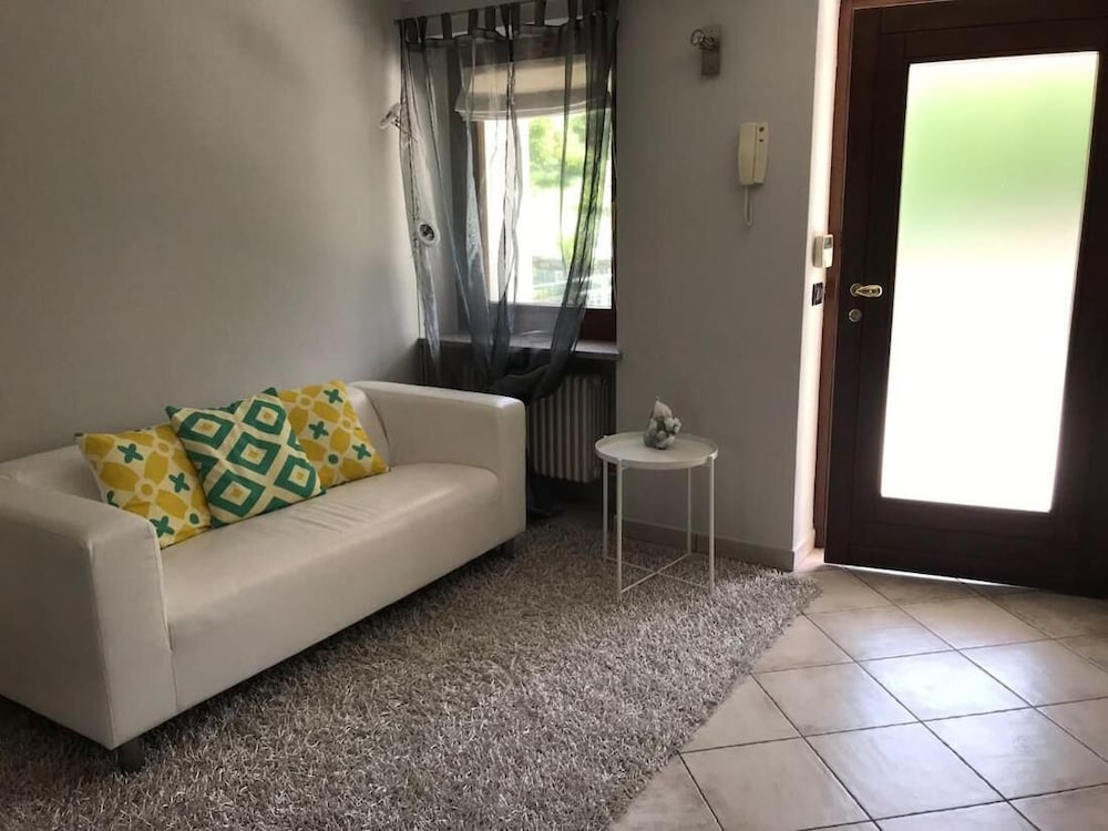 Hotel Appartamento Indipendente Nella Collina Di Aosta - Cir Vda Aosta 0163
