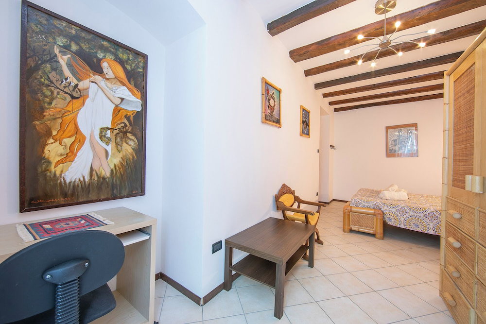 Hotel Casa Azzurra 150M From Lake Garda