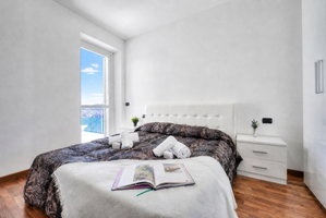 Hotel Penthouse The Magnifique View In Stresa cazare Stresa