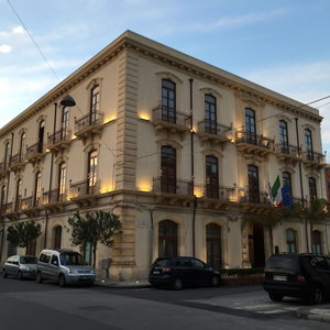 Hotel Grande Albergo Alfeo cazare Santa Lucia