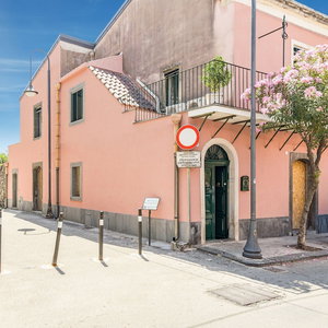 Hotel Holiday Home In Santa Tecla Near Etna Beach cazare Acireale
