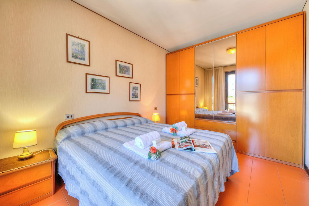 Hotel Laura's Cozy Apartment: With Balcony, Lift, Parking In Stresa Centre