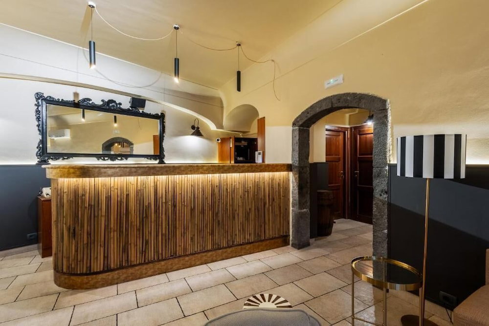 Capomulini Boutique Hotel
