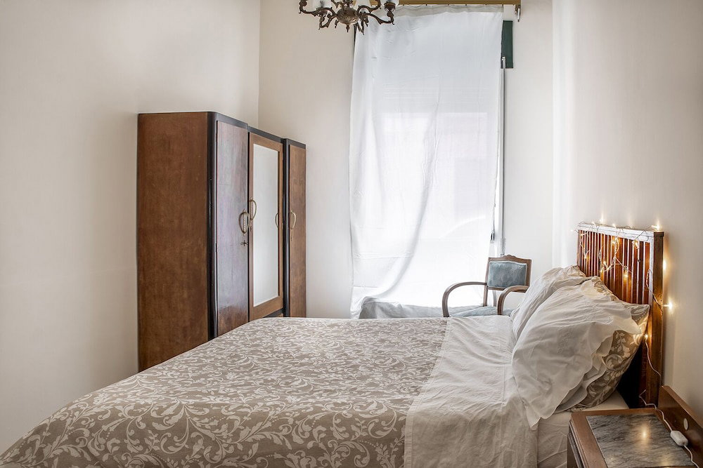 Hotel Apartment With Courtyard In Pozzillo By Wonderful Italy