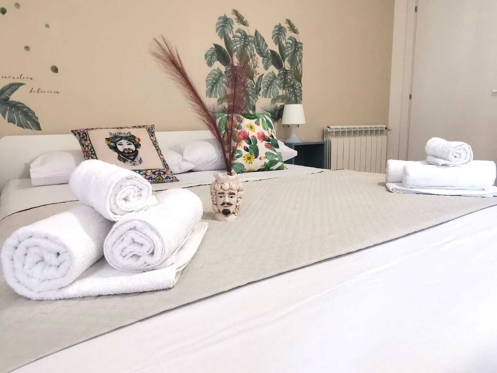 A Due Passi Dal Centro Sweet Rooms