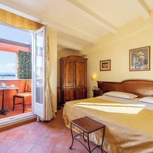 Hotel Hotel Mediterraneo cazare Santa Lucia