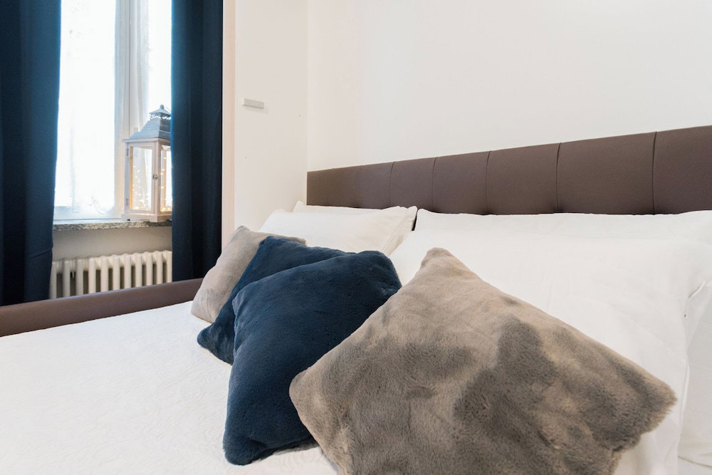 Garibaldi 24 Apartments By Rent All Como