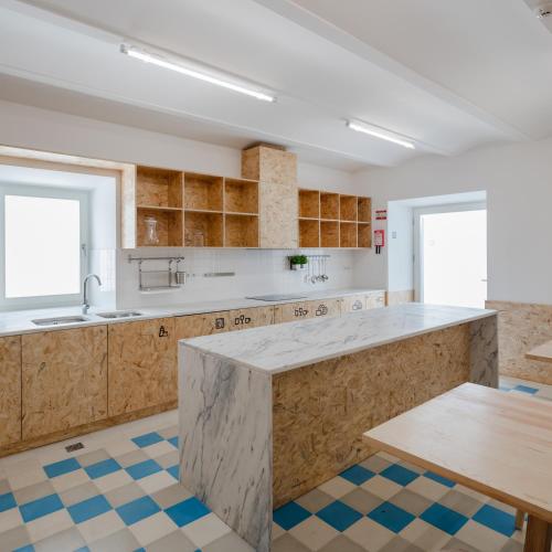 Conii Hostel & Suites