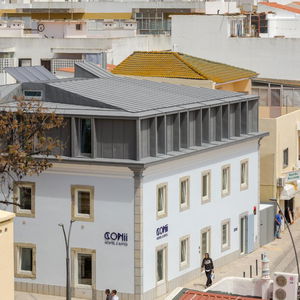 Hotel Conii Hostel & Suites cazare Quarteira