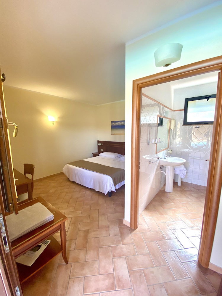 Hotel Le Querciolaie Dei Ricci