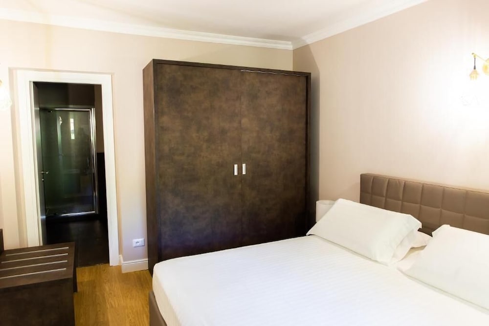 Hotel La Tenuta Di Rocca Bruna Country Resort