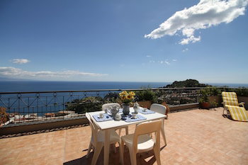 Hotel Fontana Vecchia Seaview Apartment