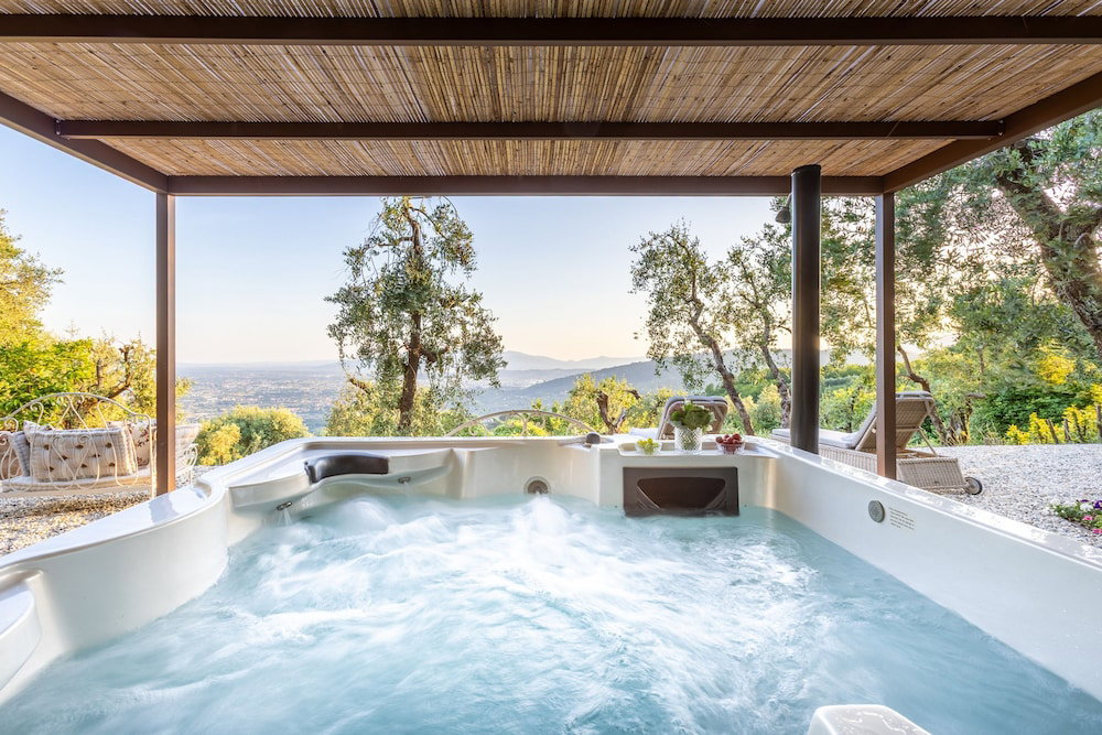 Hotel Tuscan Embrace In Montecatini Alto
