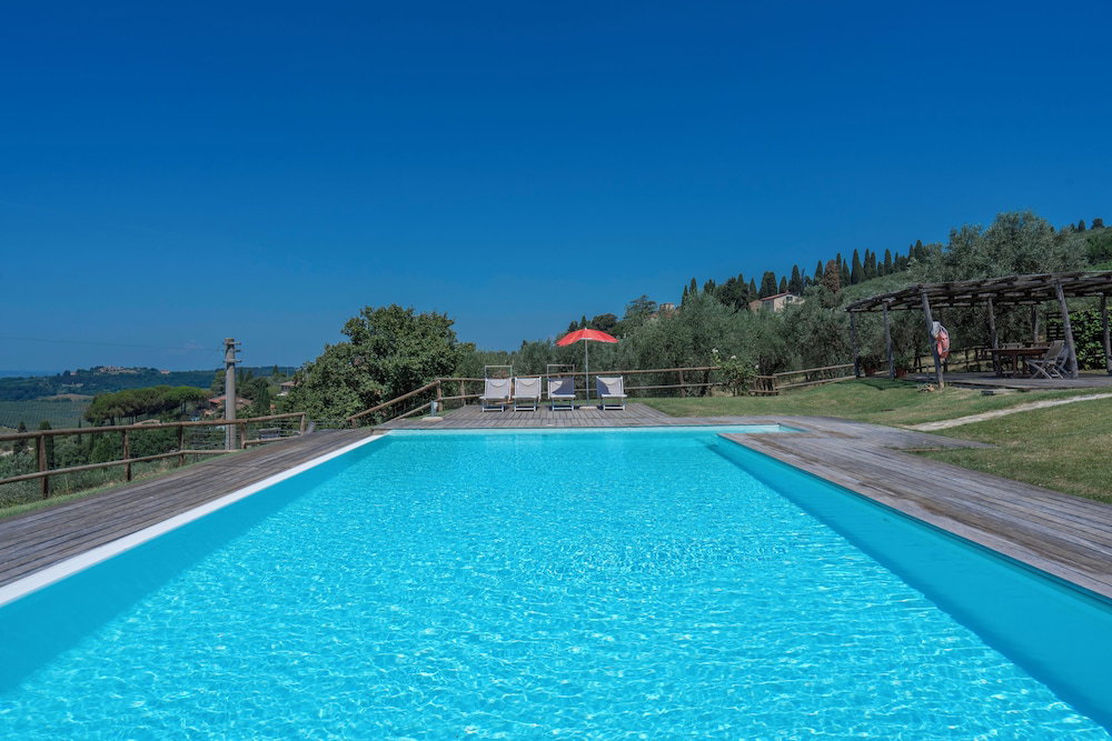 Hotel Le Fonti Apartments With Ac Near Siena