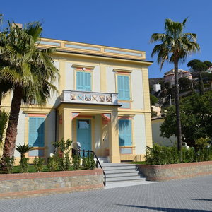 Hotel Alaxia Exclusive Apartments cazare Alassio