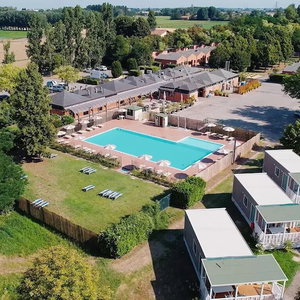 Hotel Hotiday Bologna Arena cazare Villa Salina