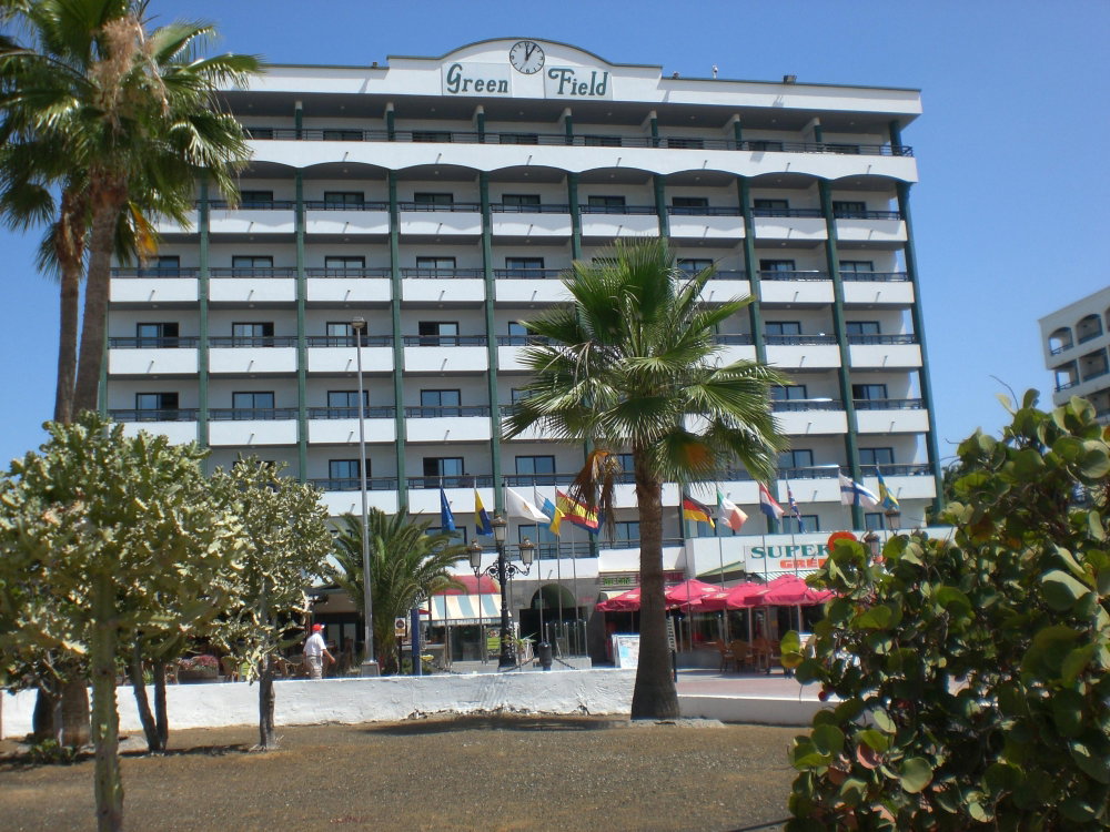 Hotel Green Field Aparthotel