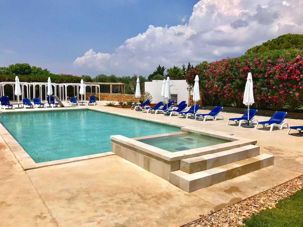 Hotel Relais Masseria Casina Dei Cari