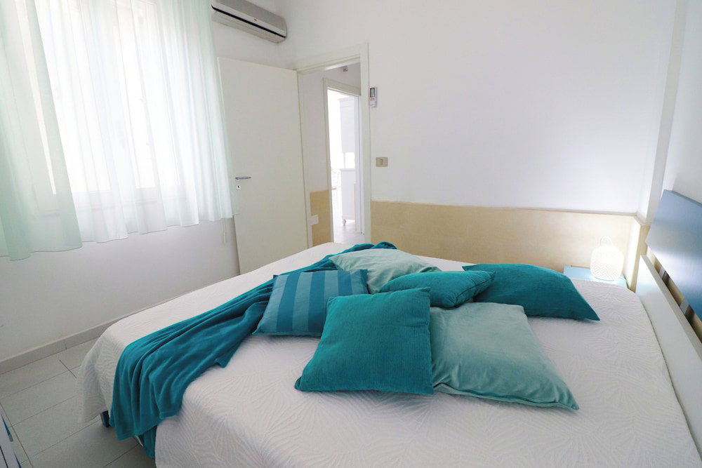 Hotel Casa Lucrezia Unique Sea View And Relaxation Near The Historic Centre