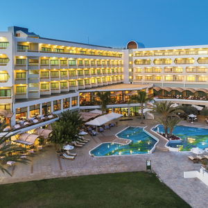 Sejur Athena Royal Beach Hotel vacanta Paphos