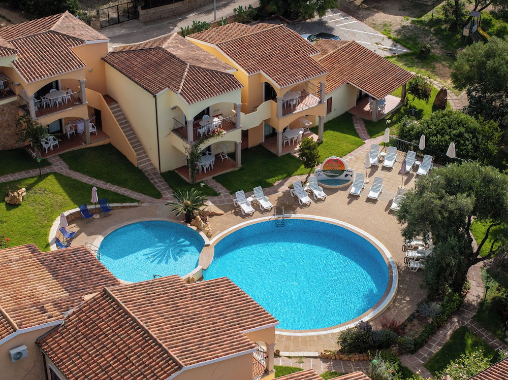 Hotel Apartment Sardinia Seaside Ac And Wifi