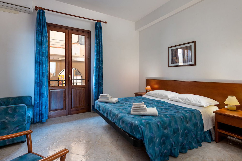 I Tre Golfi Beach Apartments