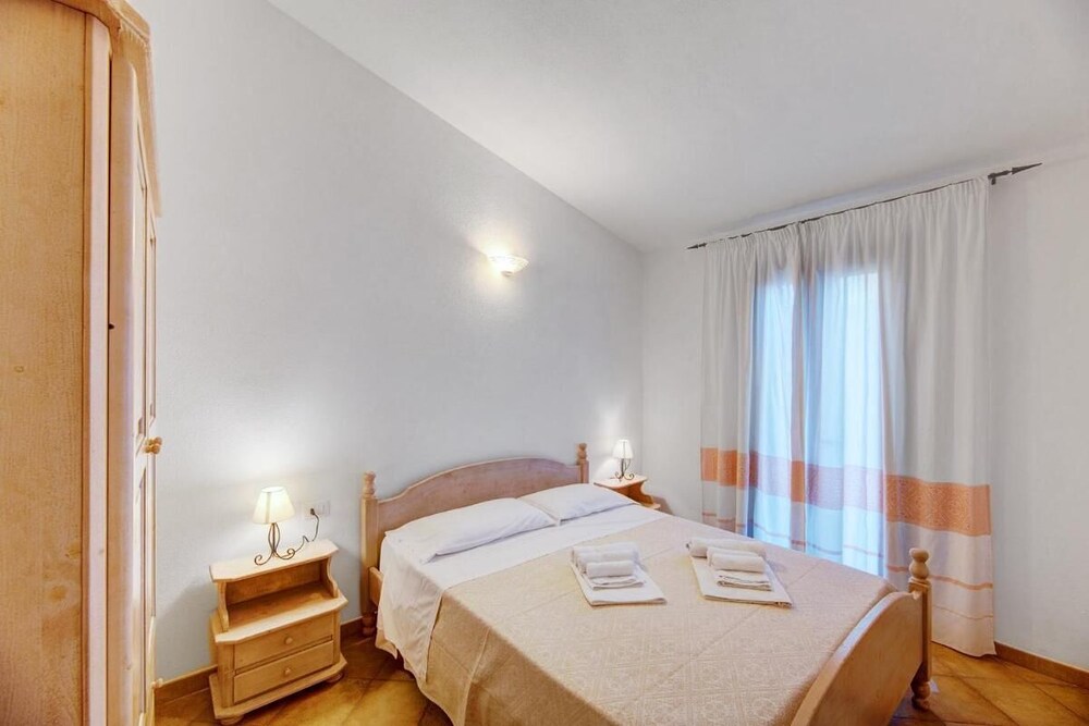 The Fantastic Residenza Badus 2 Bedroom Sleeps 6 - Child