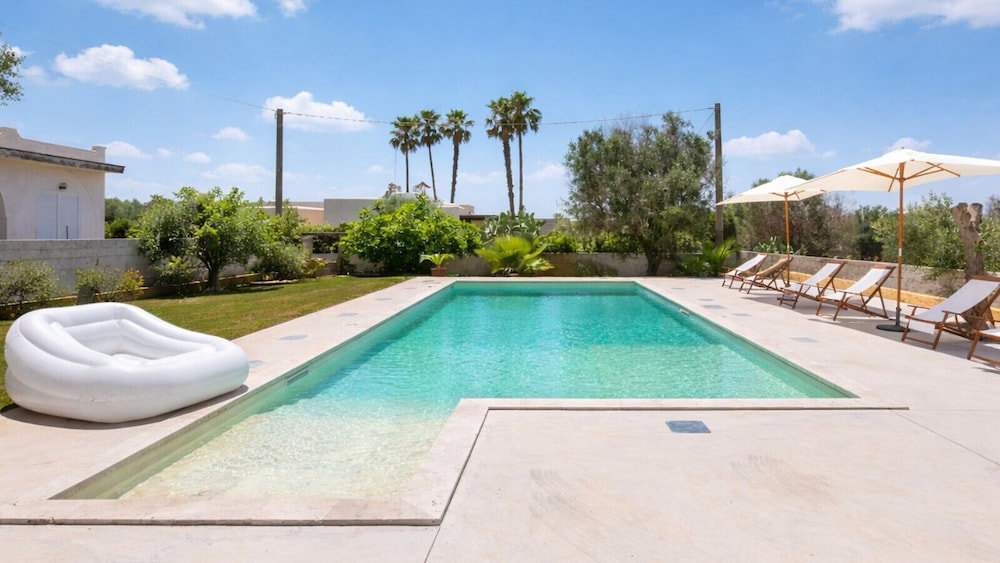 Hotel Villa Calura In Torre Suda