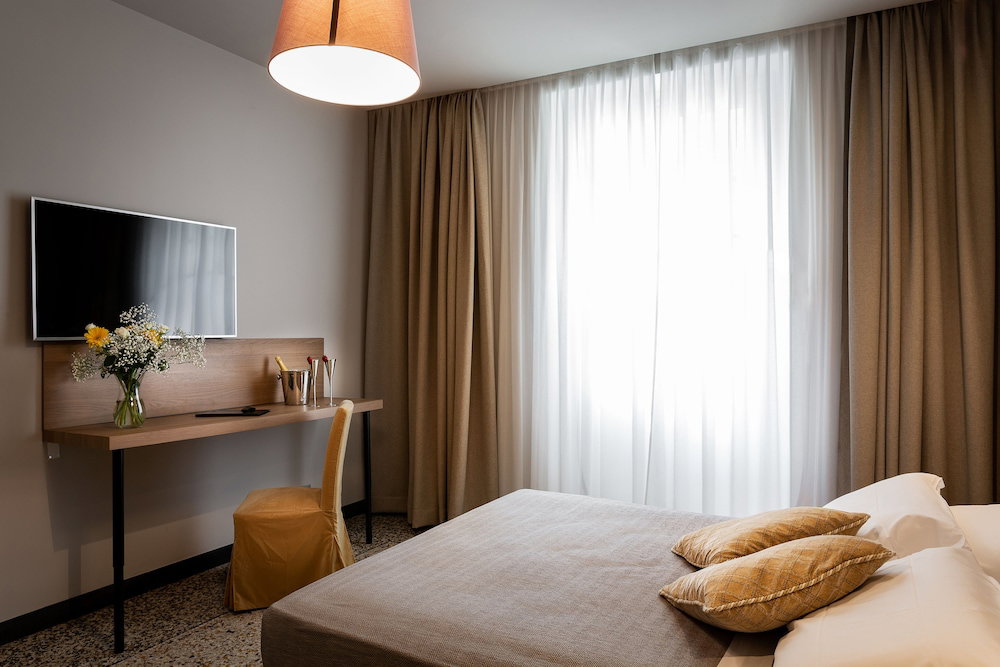 Hotel Hnn Luxury Suites