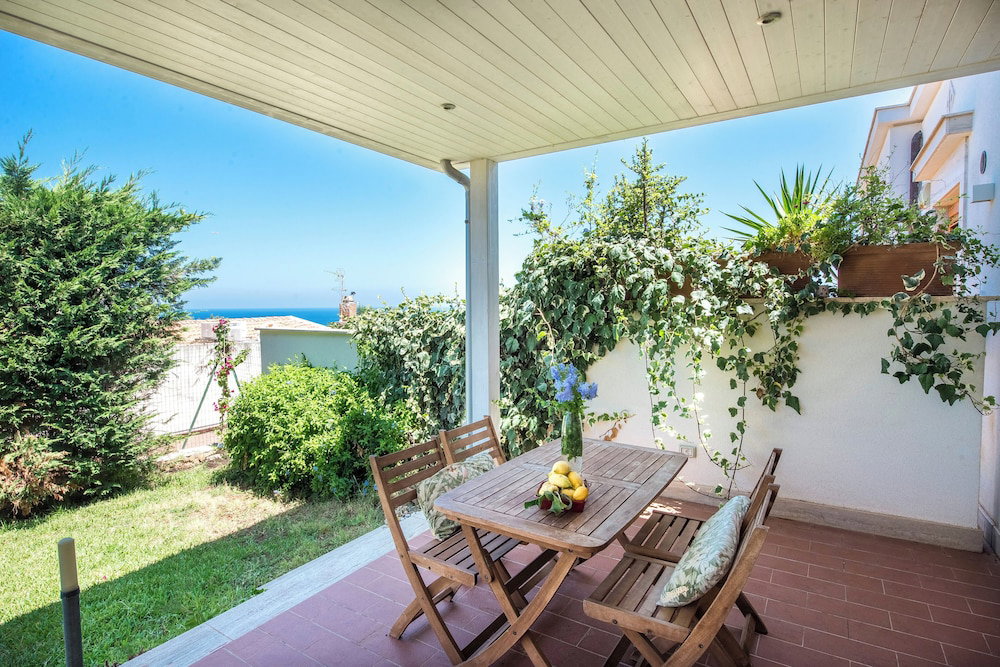Hotel Calarossa Seaview By Wonderful Italy