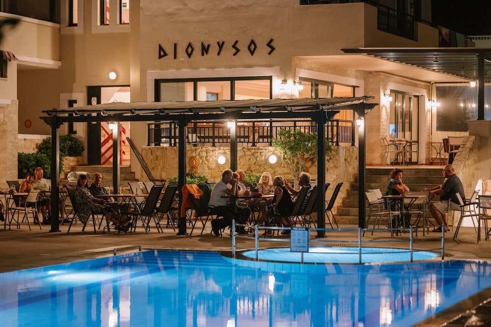 Hotel Dionysos Apartments And Studios