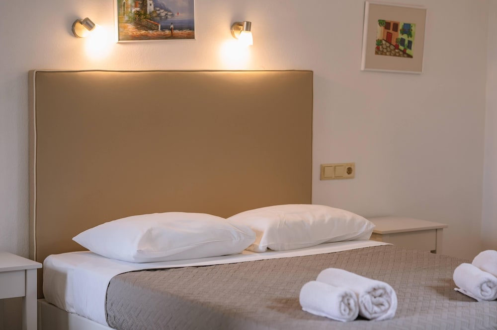 dal travel Dionysos Apartments And Studios