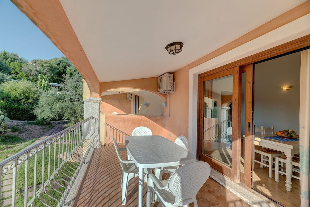 Hotel Cozy Accommodation In Beautiful Sardinia