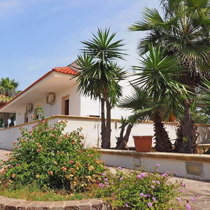 Hotel Villa Bellavista In Torre Suda cazare Torre Suda