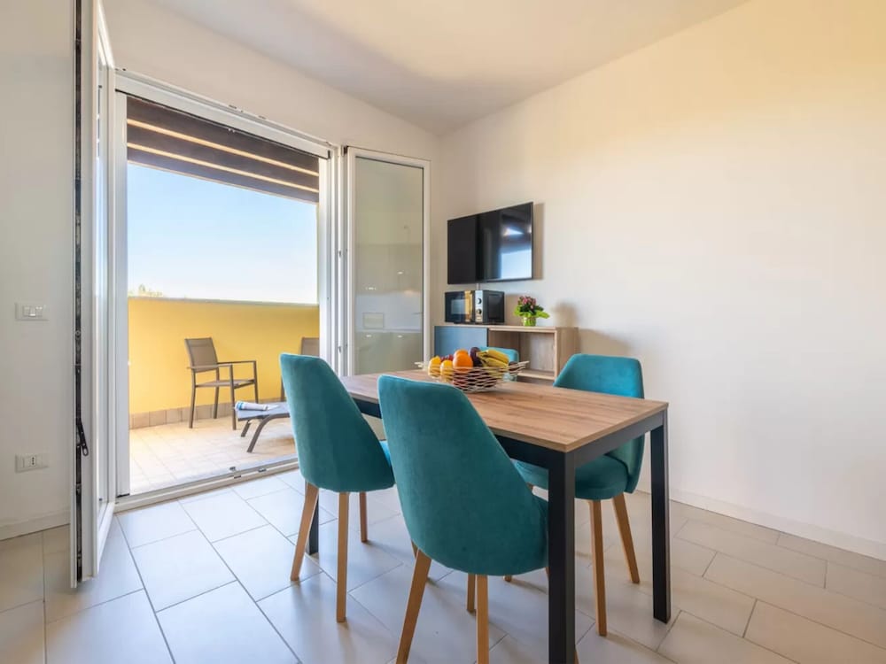 Hotel New Holiday Home With Sea View Terrace