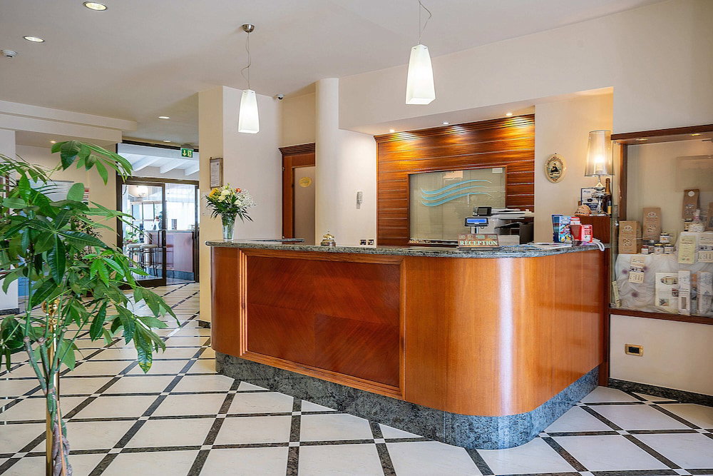 Hotel Villa Elena