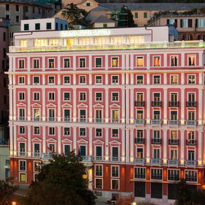 Hotel Grand Hotel Savoia Genova, Curio Collection By Hilton cazare San Teodoro