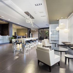 Hotel Best Western Premier Chc Airport cazare San Teodoro