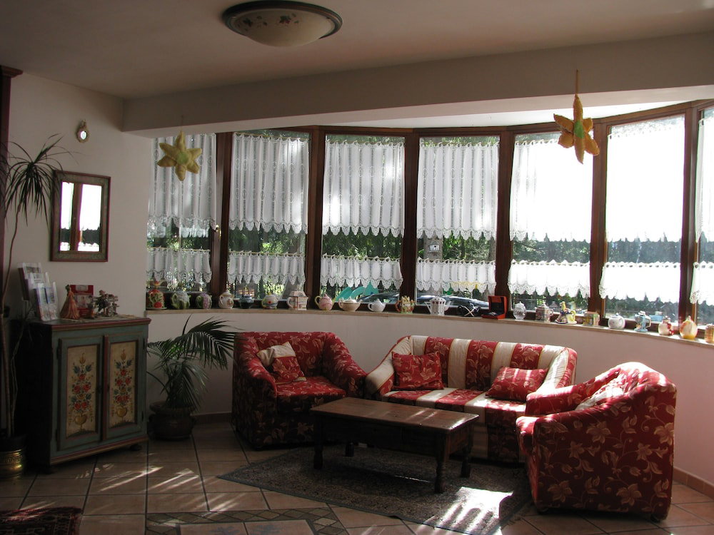 Lh Hotel Paradiso