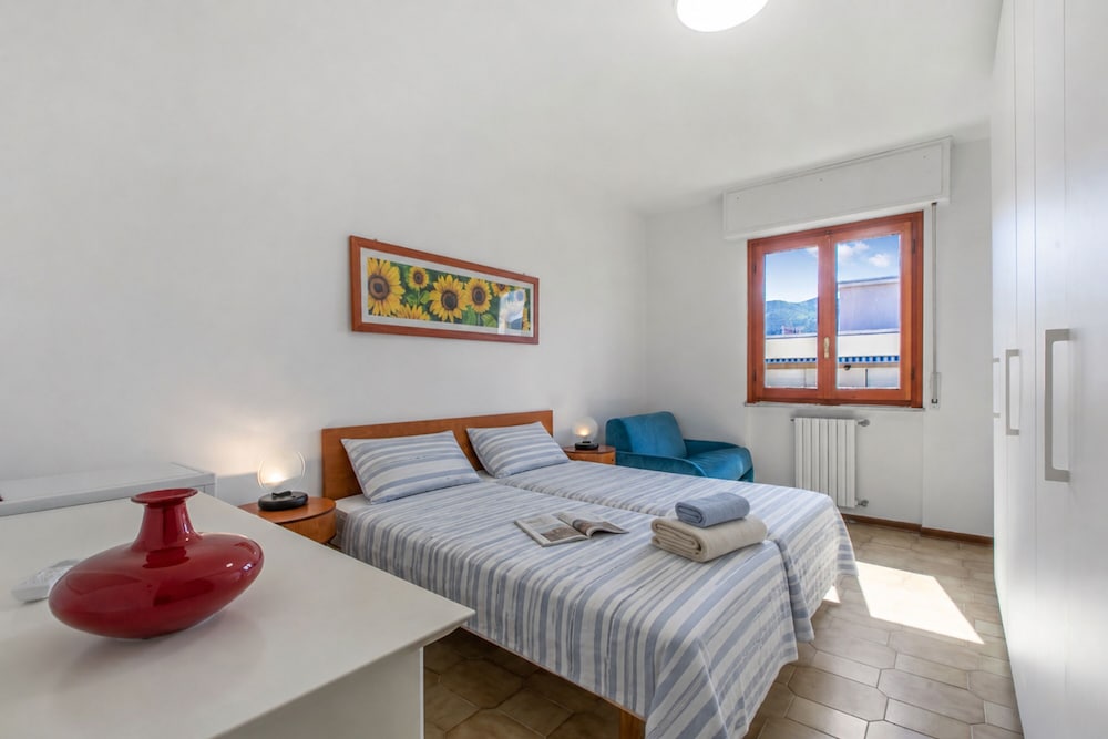 Hotel Appartamento Magenta - Apartment With Sunny Balcony