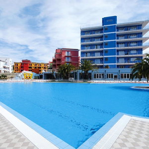 Hotel Holiday Resort Ai Pozzi Village Resort, Loano cazare Loano