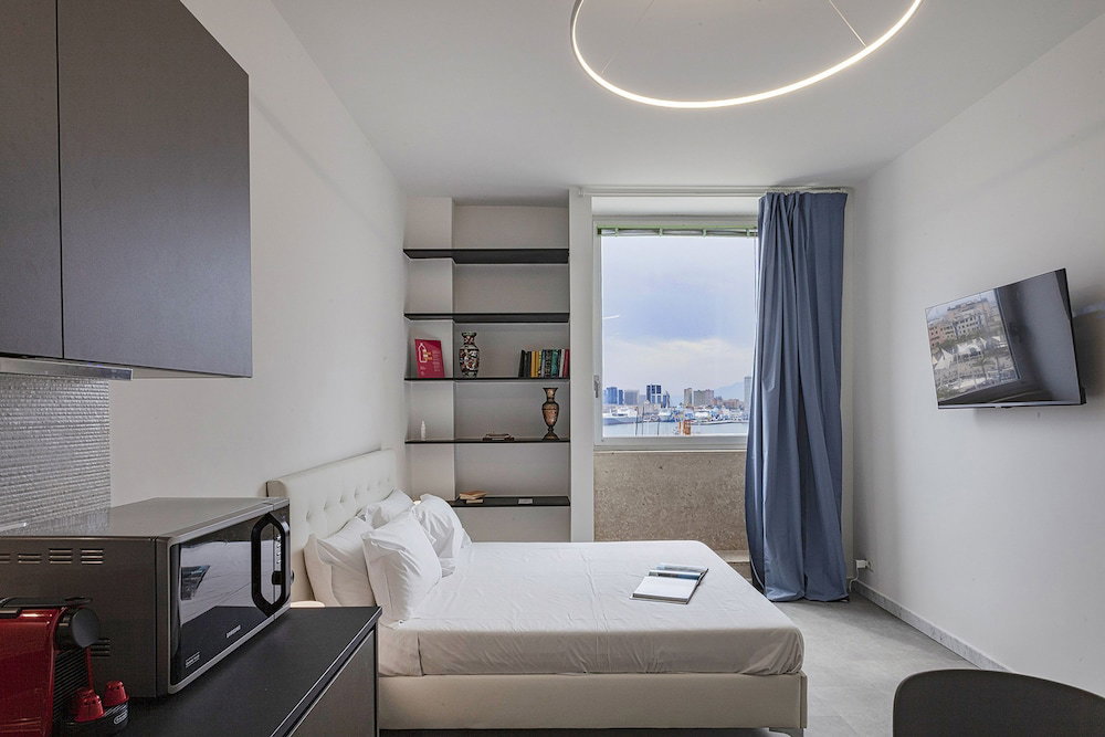 Hotel Chic Modern Lofts - B - Bk
