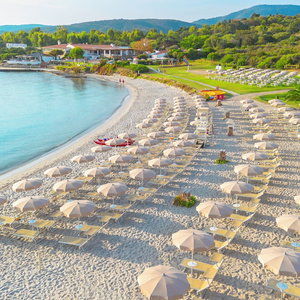 Hotel Amasea Resort cazare San Teodoro