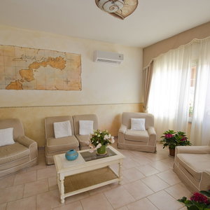 Hotel Hotel Gabbiano - Agenzia Isola Rossa cazare Trinita d'Agultu